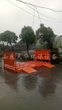 點(diǎn)擊查看詳細(xì)信息<br>標(biāo)題：北京城建集團(tuán)項(xiàng)目免基礎(chǔ)工程洗車(chē)機(jī) 閱讀次數(shù)：3122