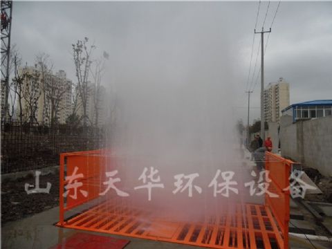 點(diǎn)擊查看詳細(xì)信息<br>標(biāo)題：標(biāo)準(zhǔn)型工程洗車(chē)機(jī)清洗效果 閱讀次數(shù)：4928